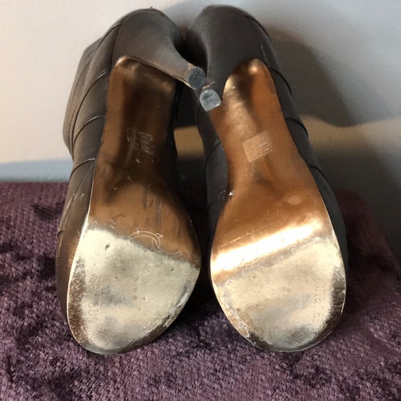 Chocolate booties - Picture 4 of 4